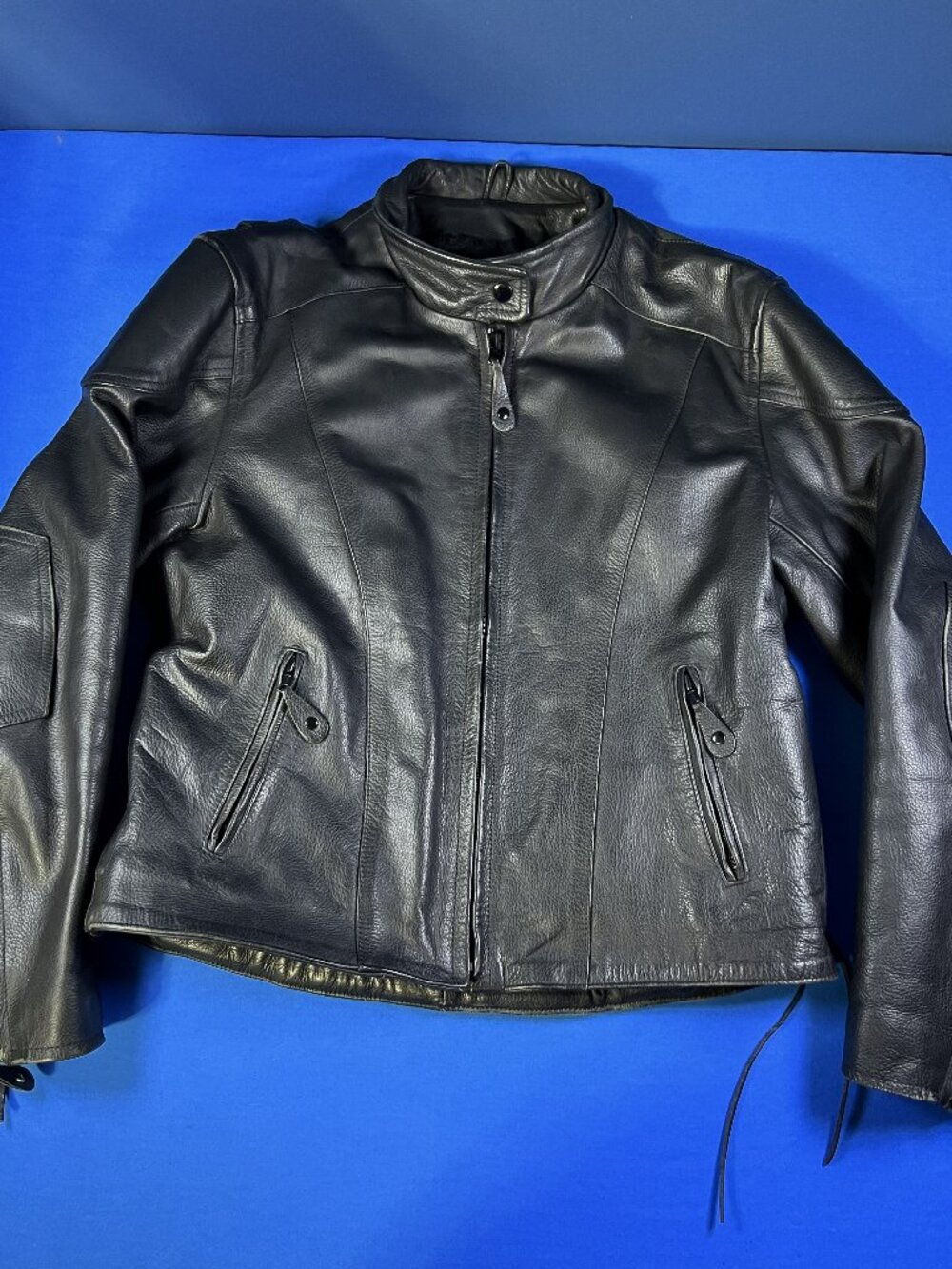 River Road Woman’s Heavy Leather Motorcycle Jacket Size  XLarge Like New